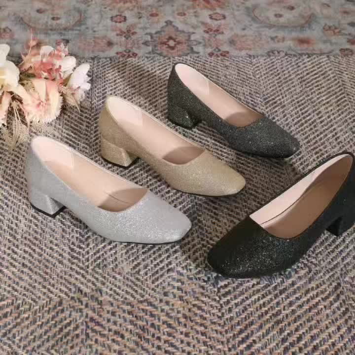 Élancée – Escarpins Brillants à Talon Moyen