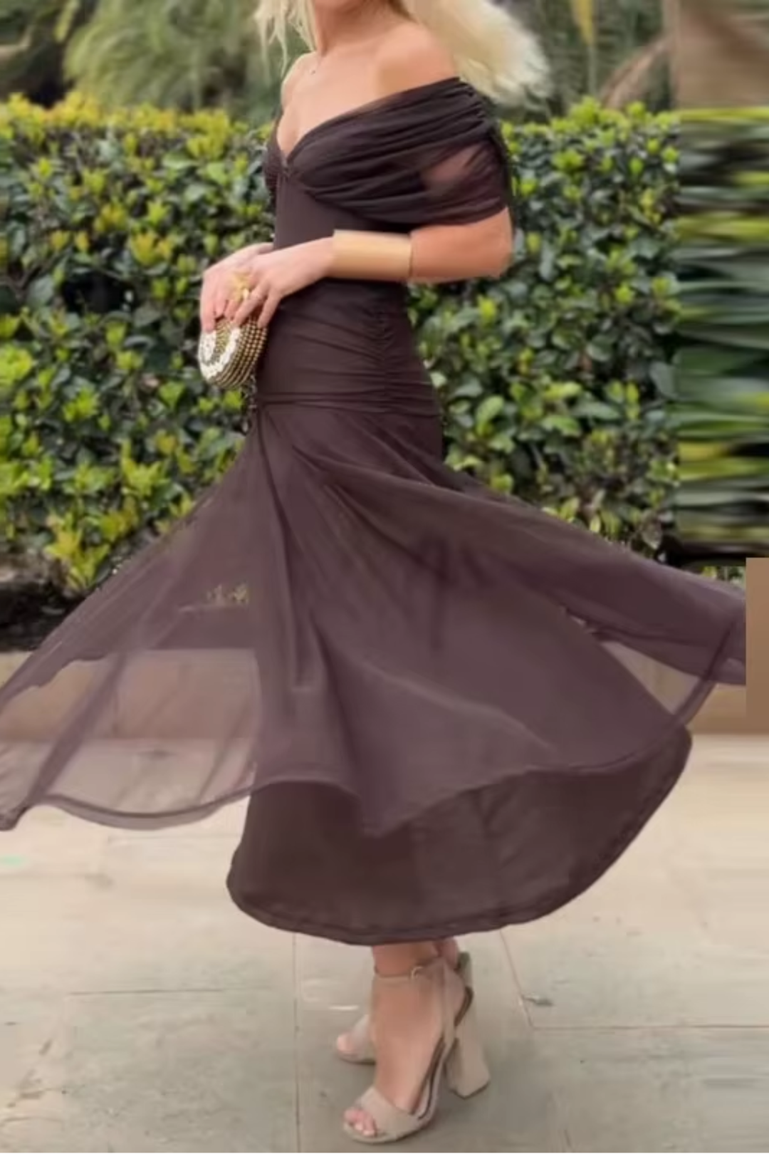 Claire | Robe Maxi de Fête Élégante à Col V